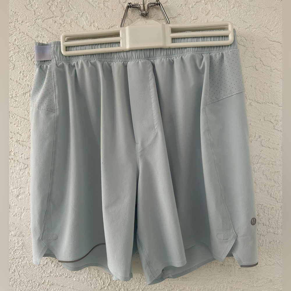 Lululemon Surge Line-less Mens 6” Shorts Medium